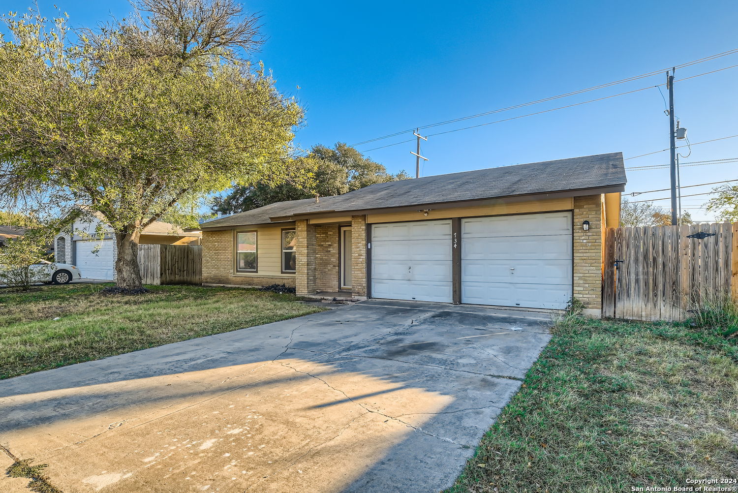 734 Sawtooth Drive San Antonio TX 78245