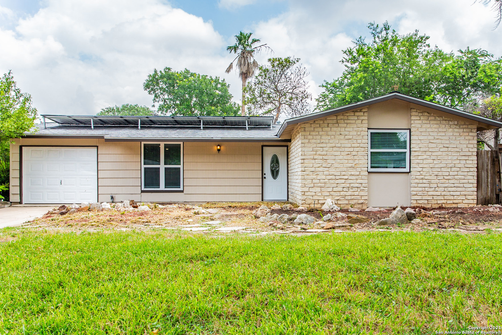 8414 Deer Hollow San Antonio TX 78230