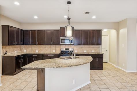 8426 Shooter Cove San Antonio TX 78254