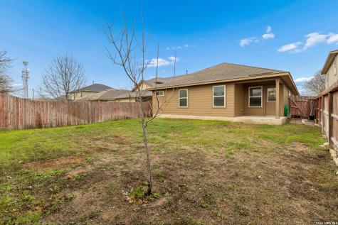 8426 Shooter Cove San Antonio TX 78254