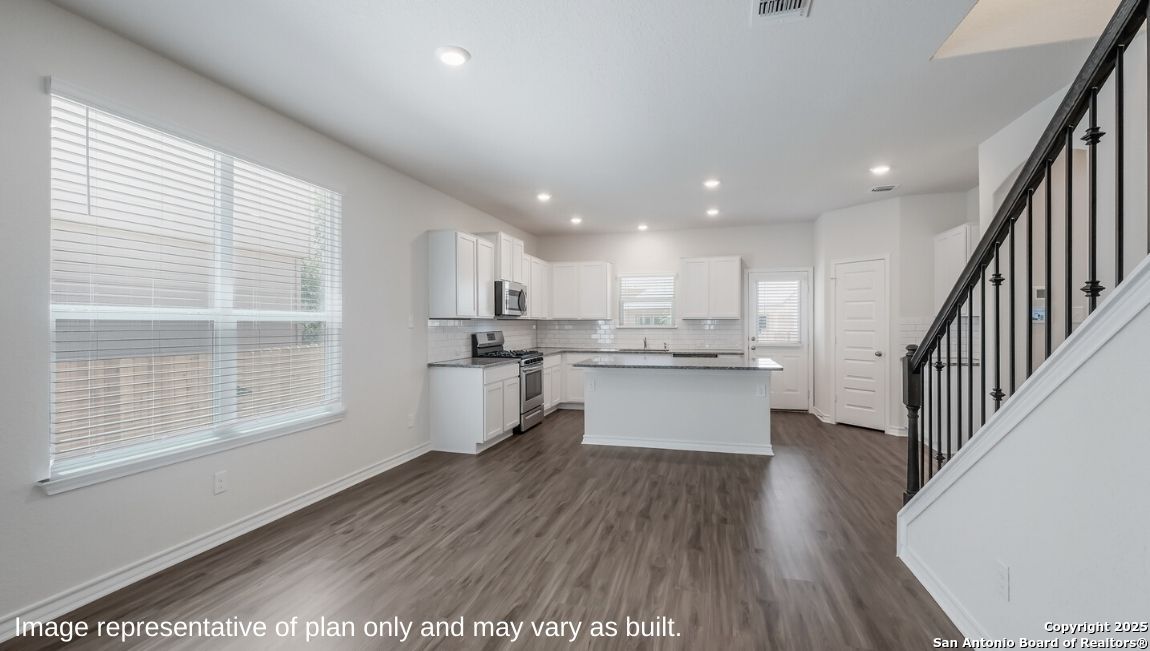 4820 Coral Bluffs San Antonio TX 78253