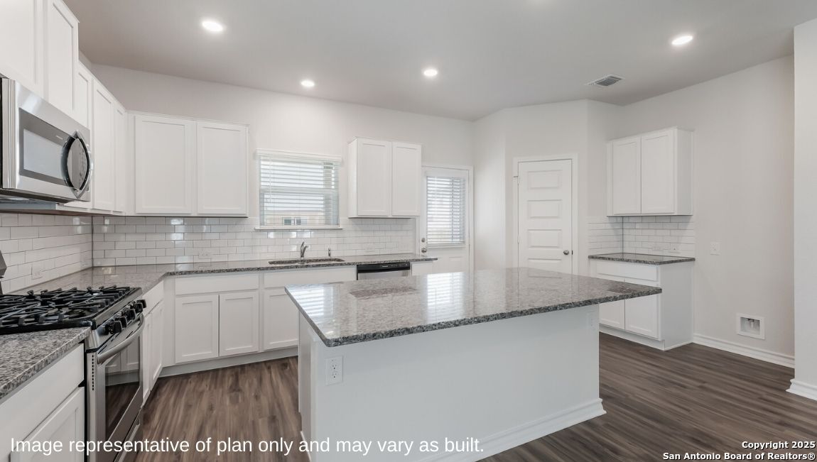 4820 Coral Bluffs San Antonio TX 78253