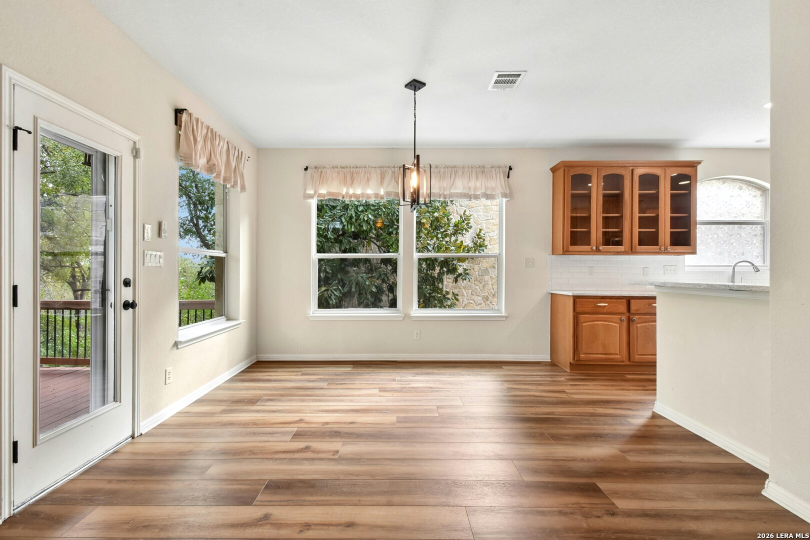 1118 Charlisas Way San Antonio TX 78216