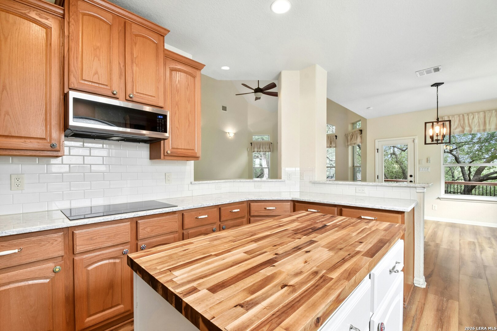 1118 Charlisas Way San Antonio TX 78216