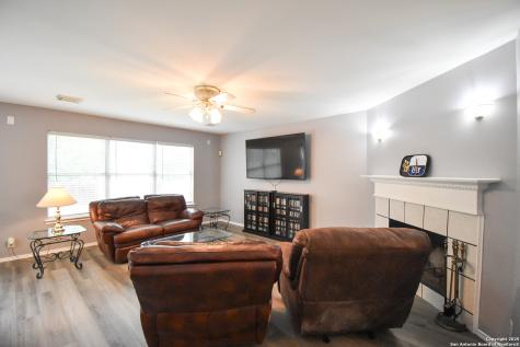 10310 Mission Creek Converse TX 78109