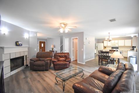 10310 Mission Creek Converse TX 78109