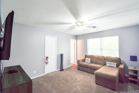 10310 Mission Creek Converse TX 78109