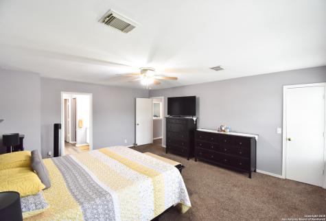 10310 Mission Creek Converse TX 78109