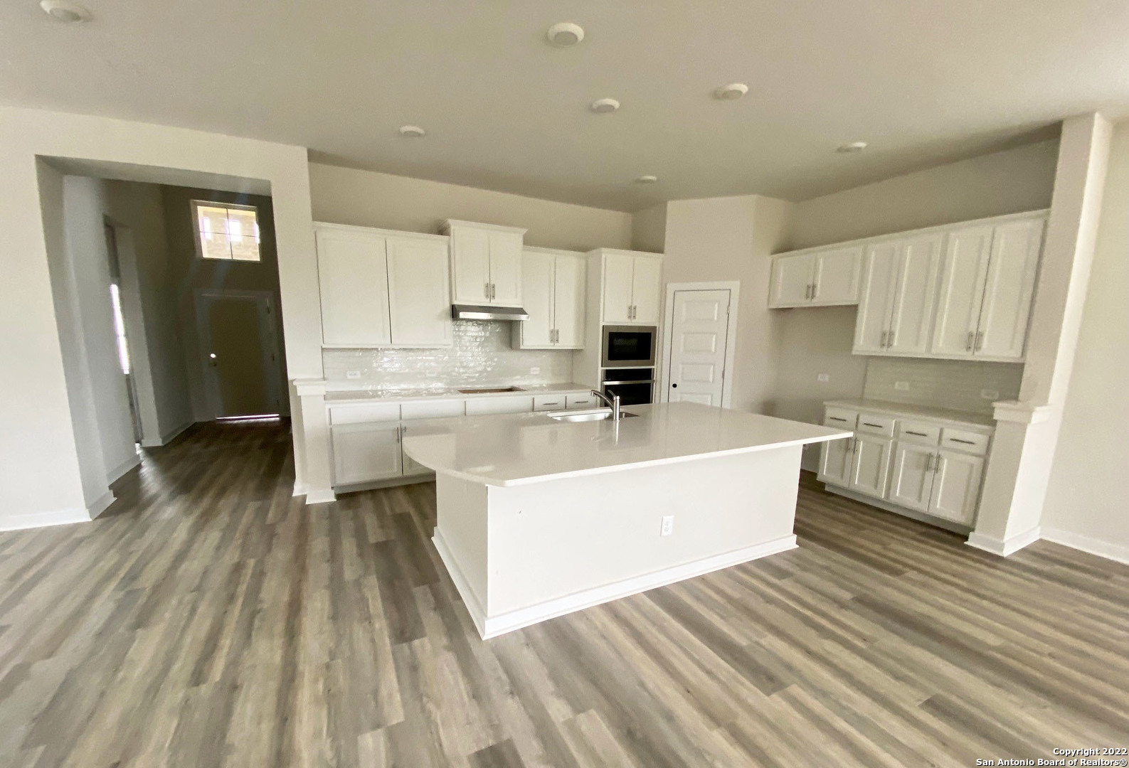 1616 Craftsman New Braunfels TX 78132