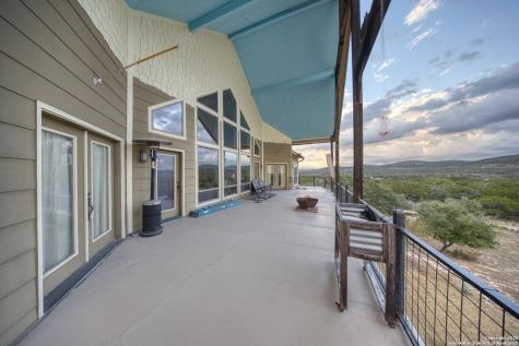189 Scenic Sunset Lakehills TX 78063