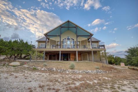 189 Scenic Sunset Lakehills TX 78063