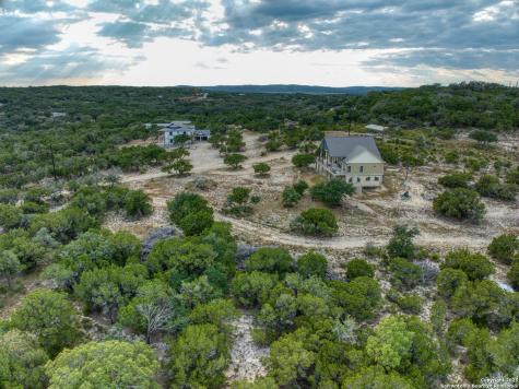 189 Scenic Sunset Lakehills TX 78063