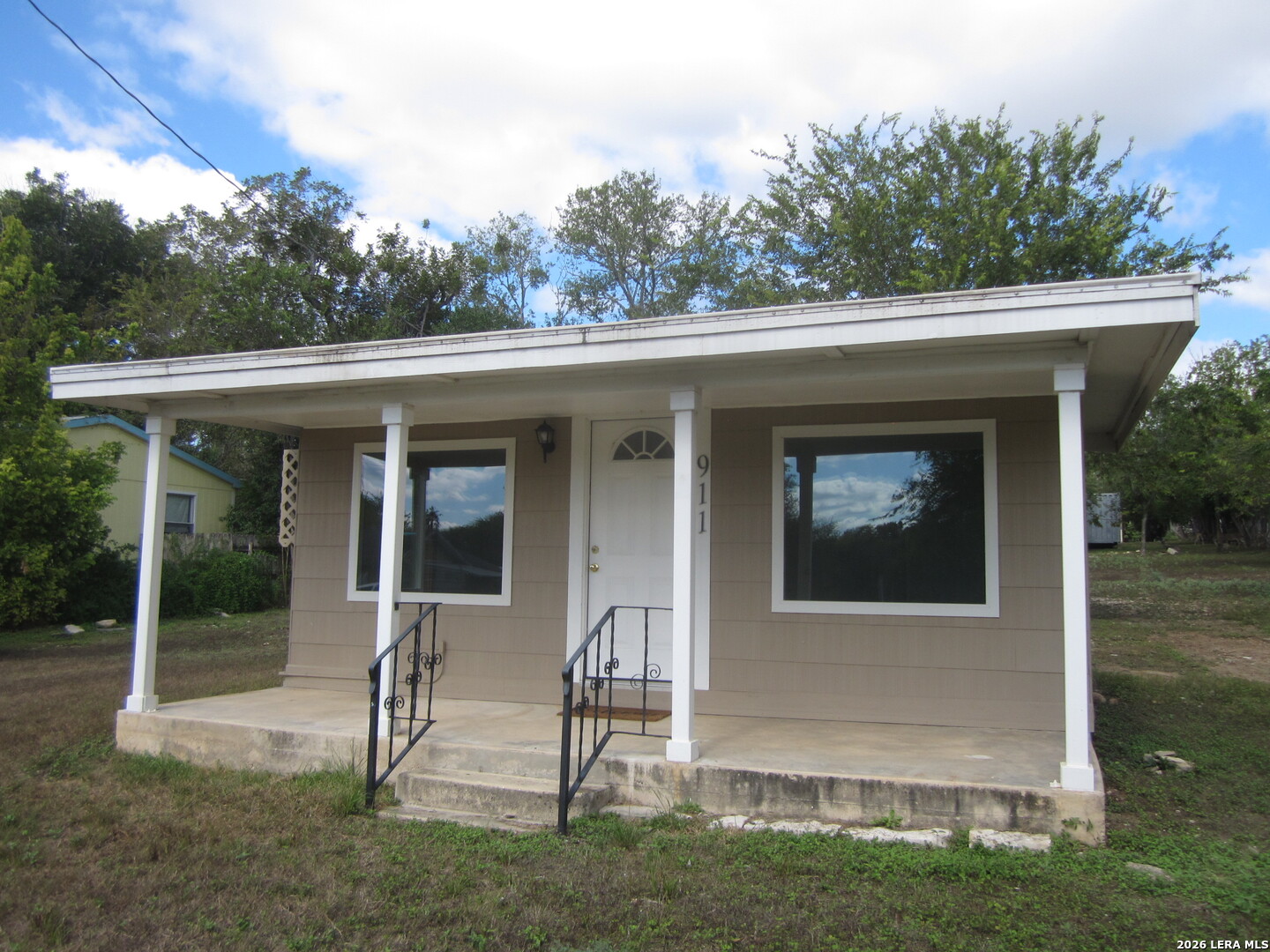 911 Cypress Bandera TX 78003