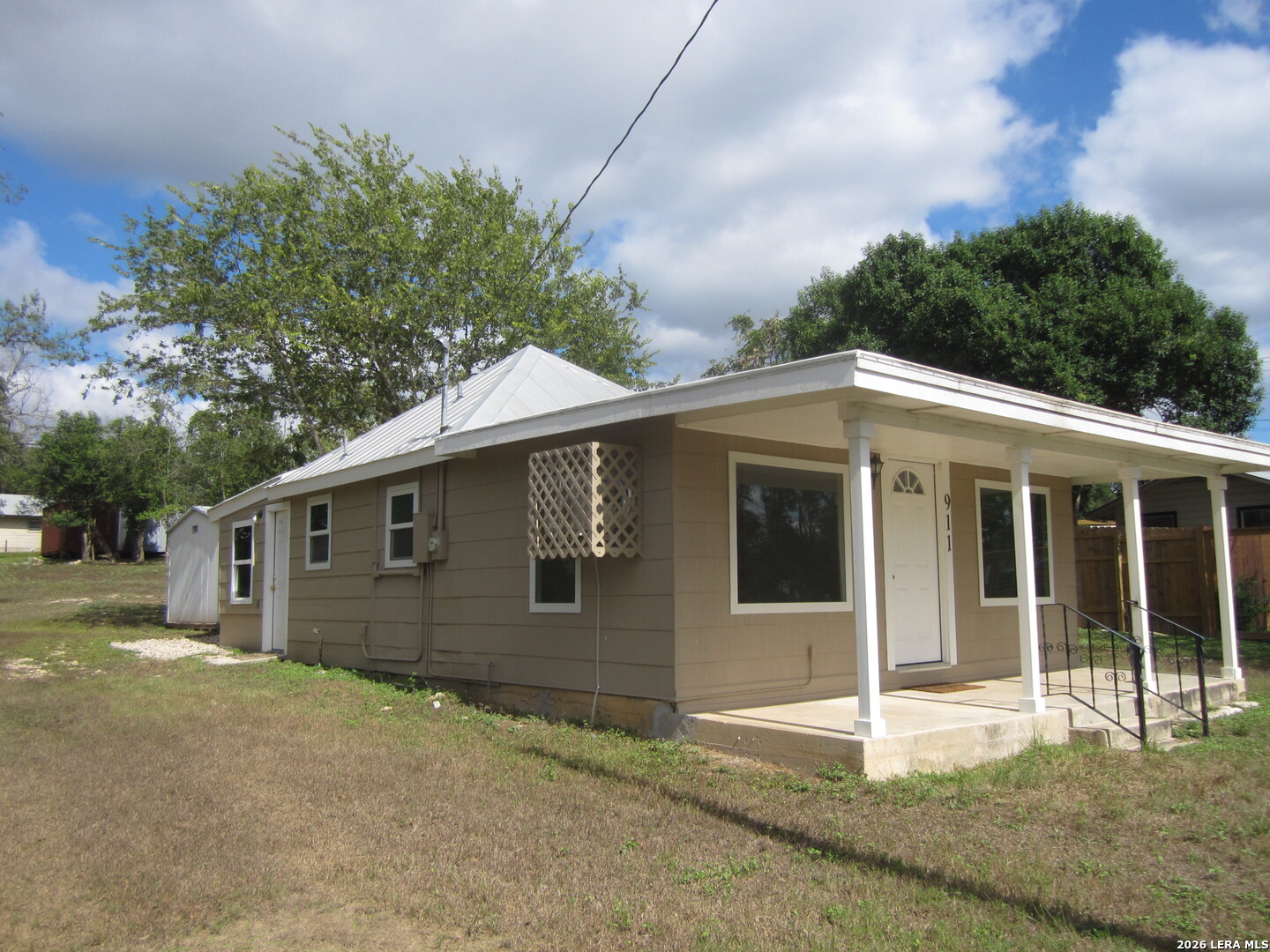 911 Cypress Bandera TX 78003