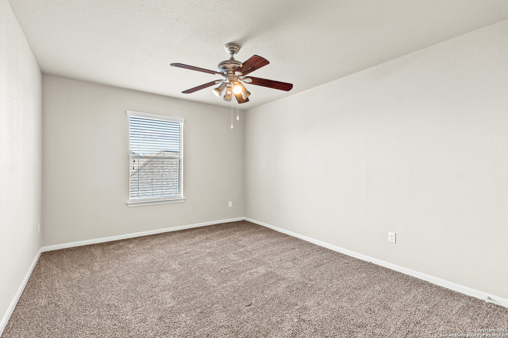 3919 Maiden Way Converse TX 78109