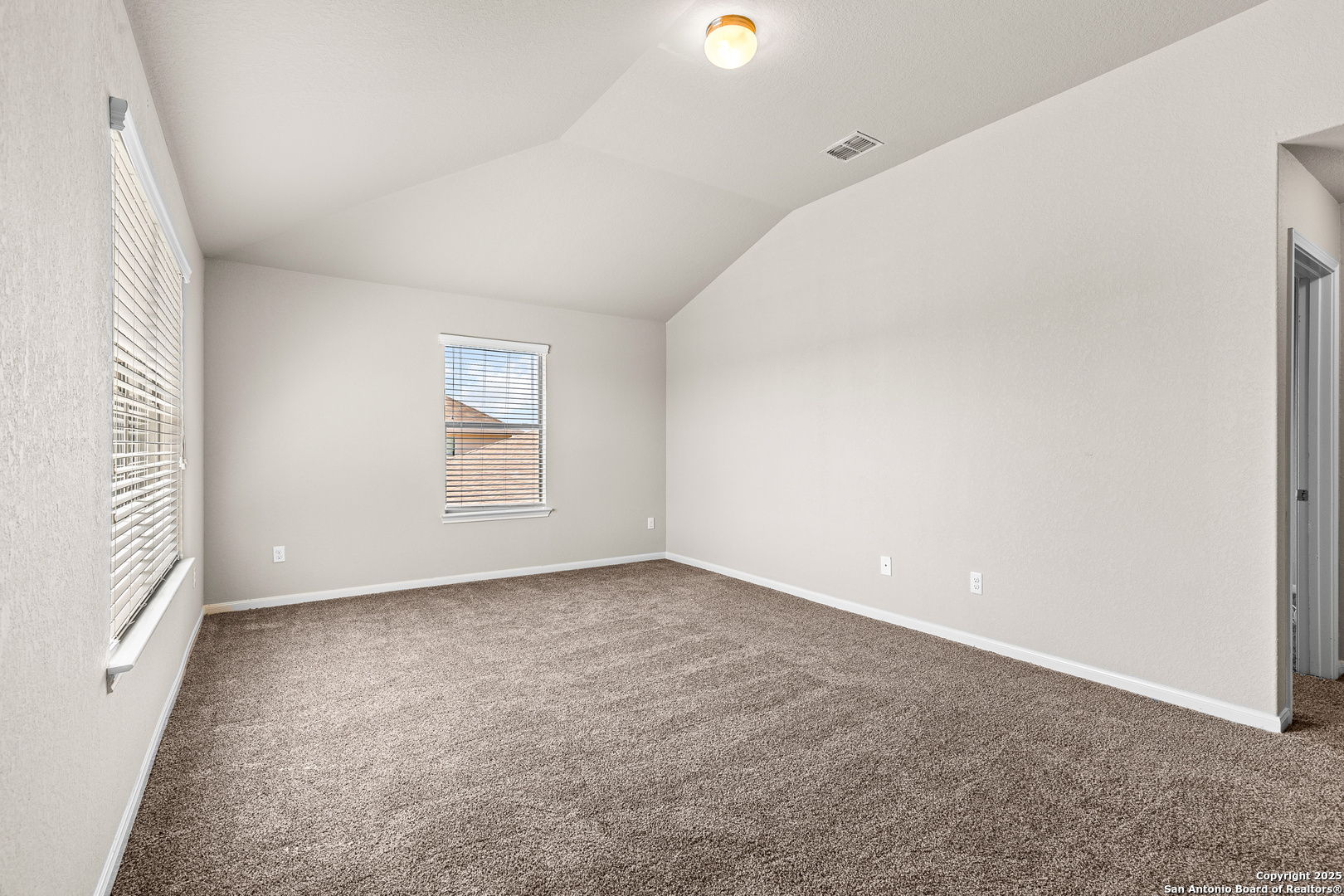 3919 Maiden Way Converse TX 78109