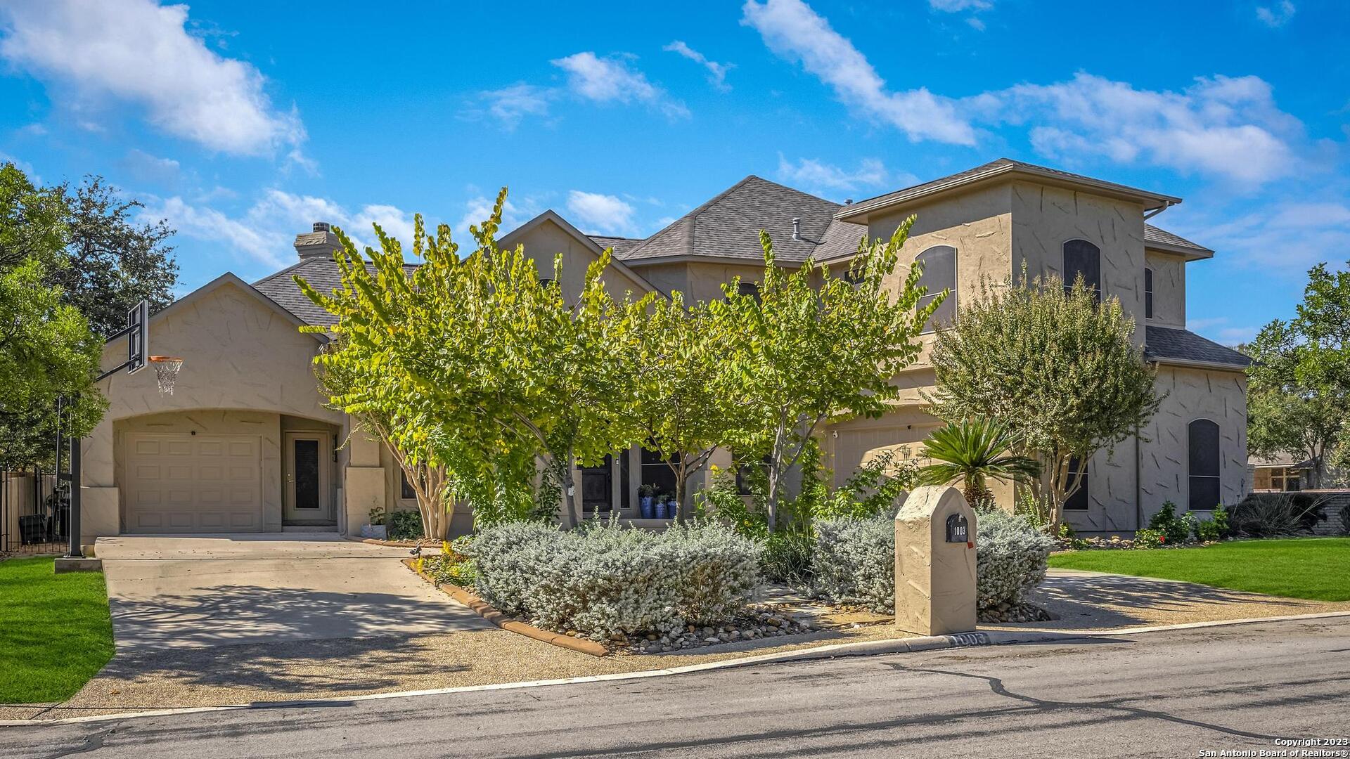 1003 Thrush Ridge San Antonio TX 78248