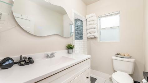3510 N Flores San Antonio TX 78212
