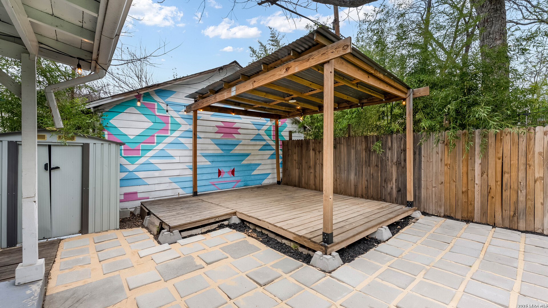 3510 N Flores San Antonio TX 78212