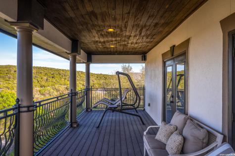 1065 Hillcrest Forest Canyon Lake TX 78133