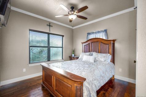 1065 Hillcrest Forest Canyon Lake TX 78133
