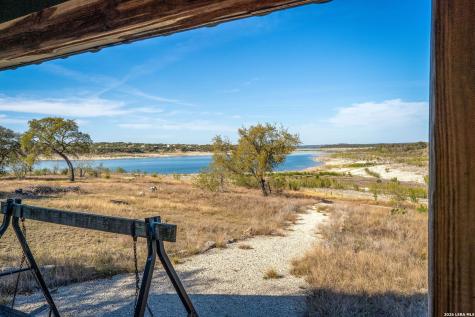 1065 Hillcrest Forest Canyon Lake TX 78133