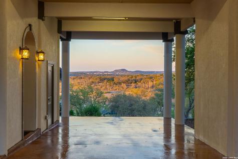 1065 Hillcrest Forest Canyon Lake TX 78133
