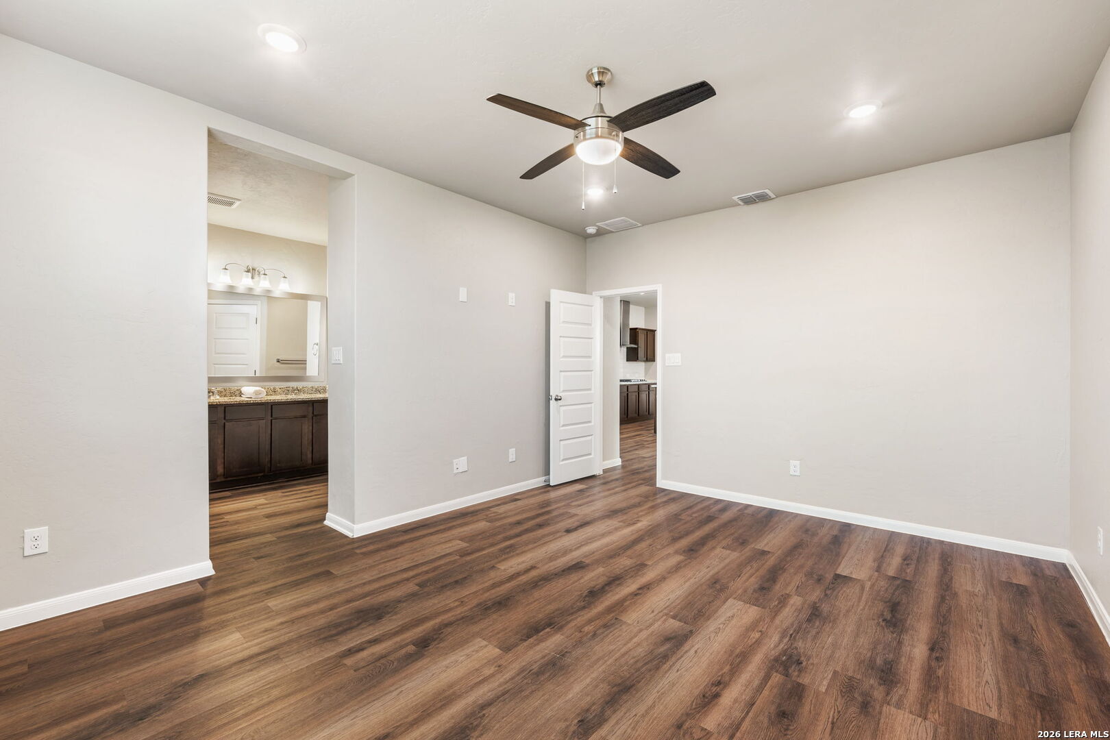4023 Ivy Path St Hedwig TX 78152