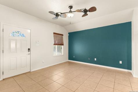 323 Lexington Pass Canyon Lake TX 78133