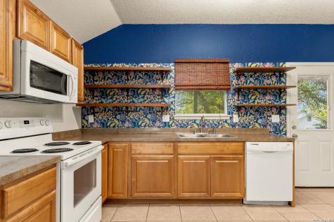 323 Lexington Pass Canyon Lake TX 78133