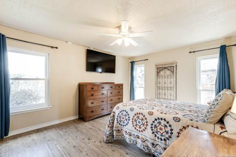 1949 Creek Mountain San Antonio TX 78259