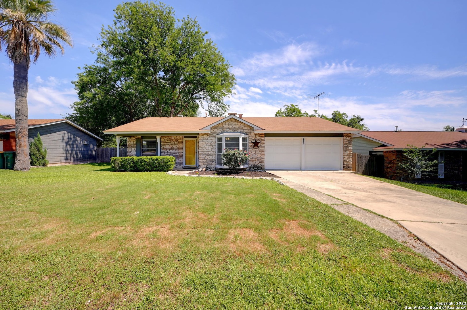 222 Whispering Oaks Street Live Oak TX 78233