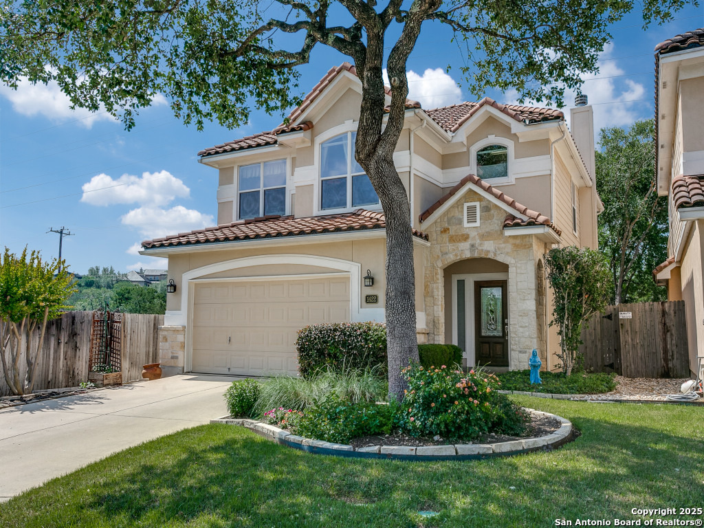 1422 Pinnacle Falls San Antonio TX 78260