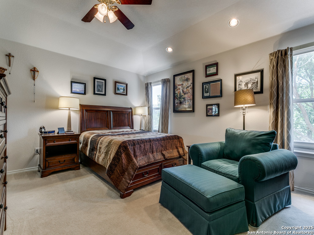 1422 Pinnacle Falls San Antonio TX 78260