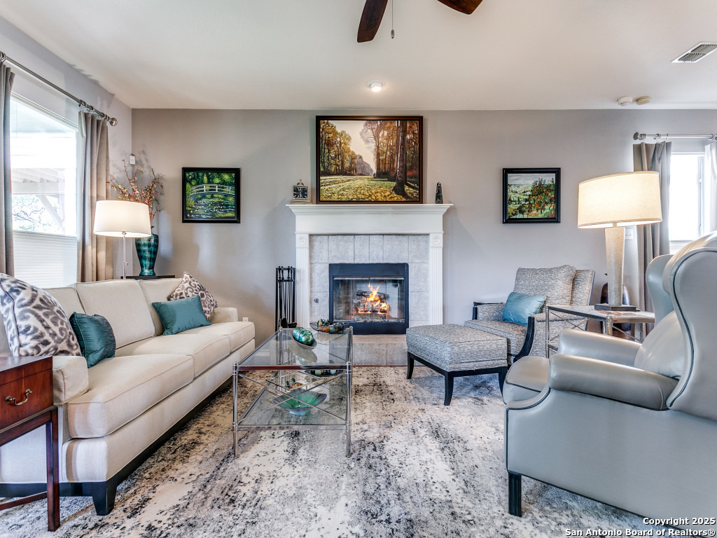 1422 Pinnacle Falls San Antonio TX 78260