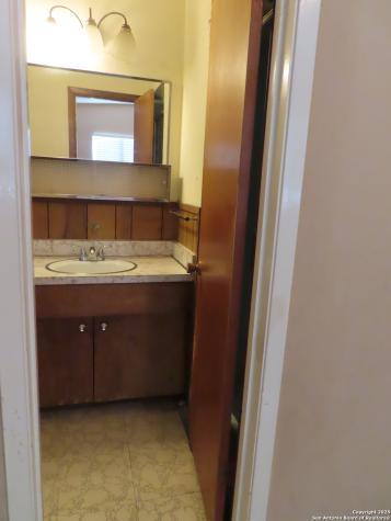 530 Scotty San Antonio TX 78227