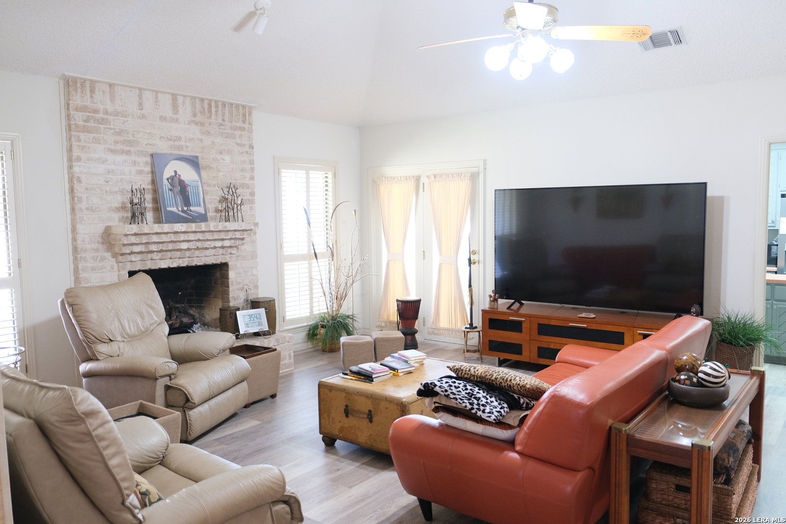 6006 Shady Creek Windcrest TX 78239