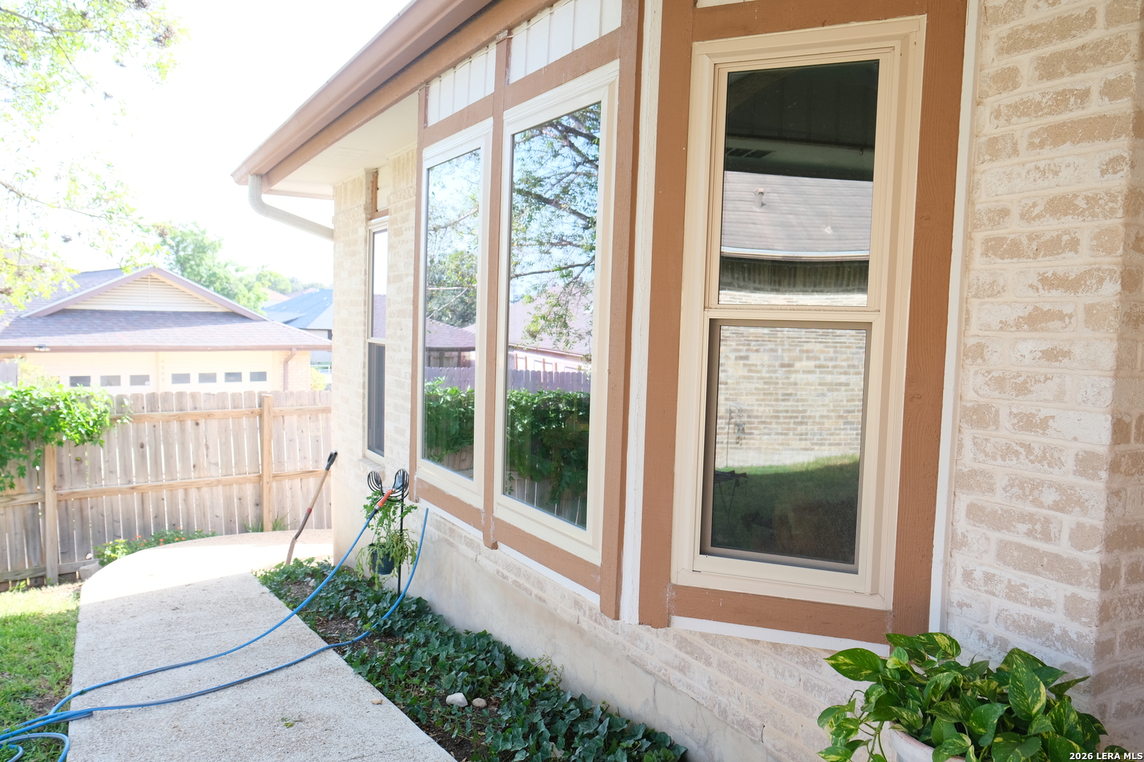 6006 Shady Creek Windcrest TX 78239