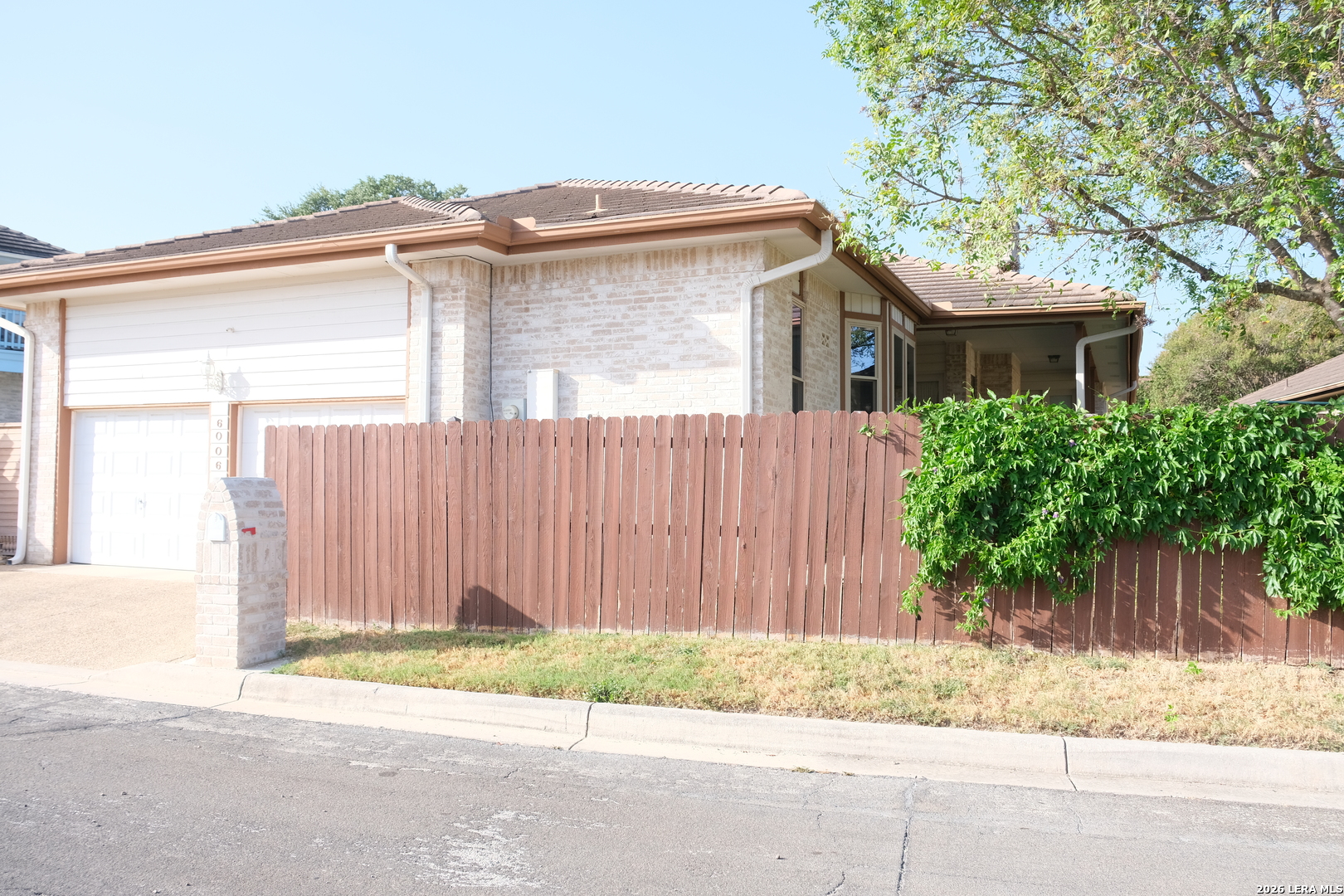 6006 Shady Creek Windcrest TX 78239