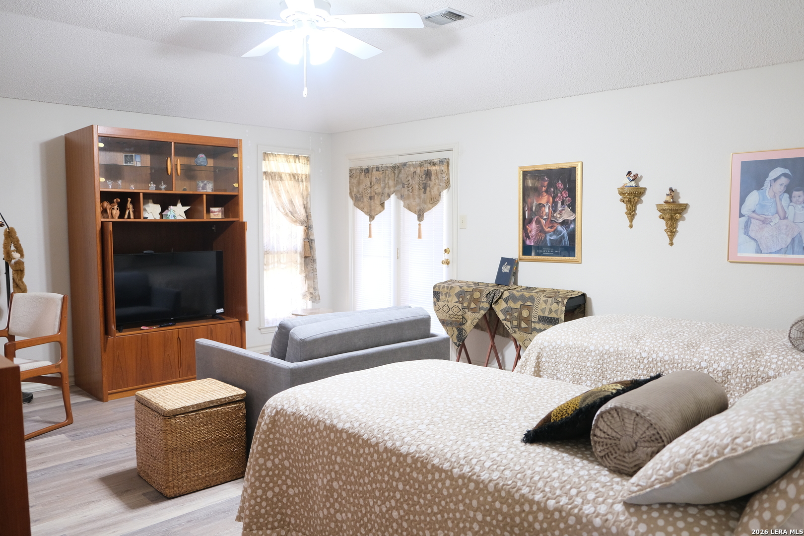 6006 Shady Creek Windcrest TX 78239