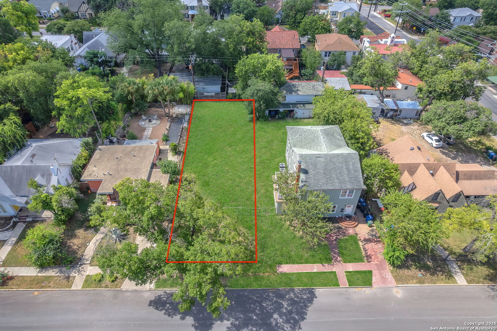 122 W Norwood Court San Antonio TX 78212
