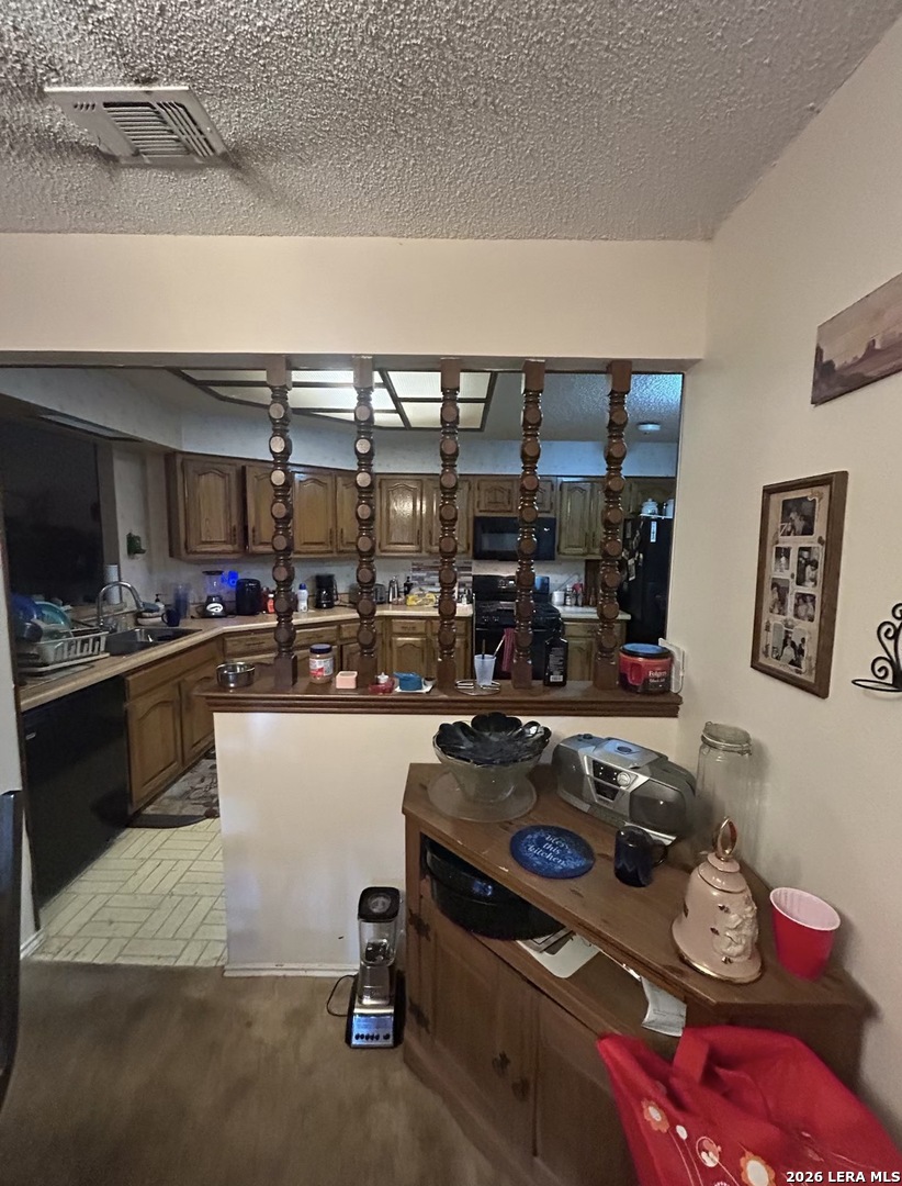 206 High Oak Universal City TX 78148