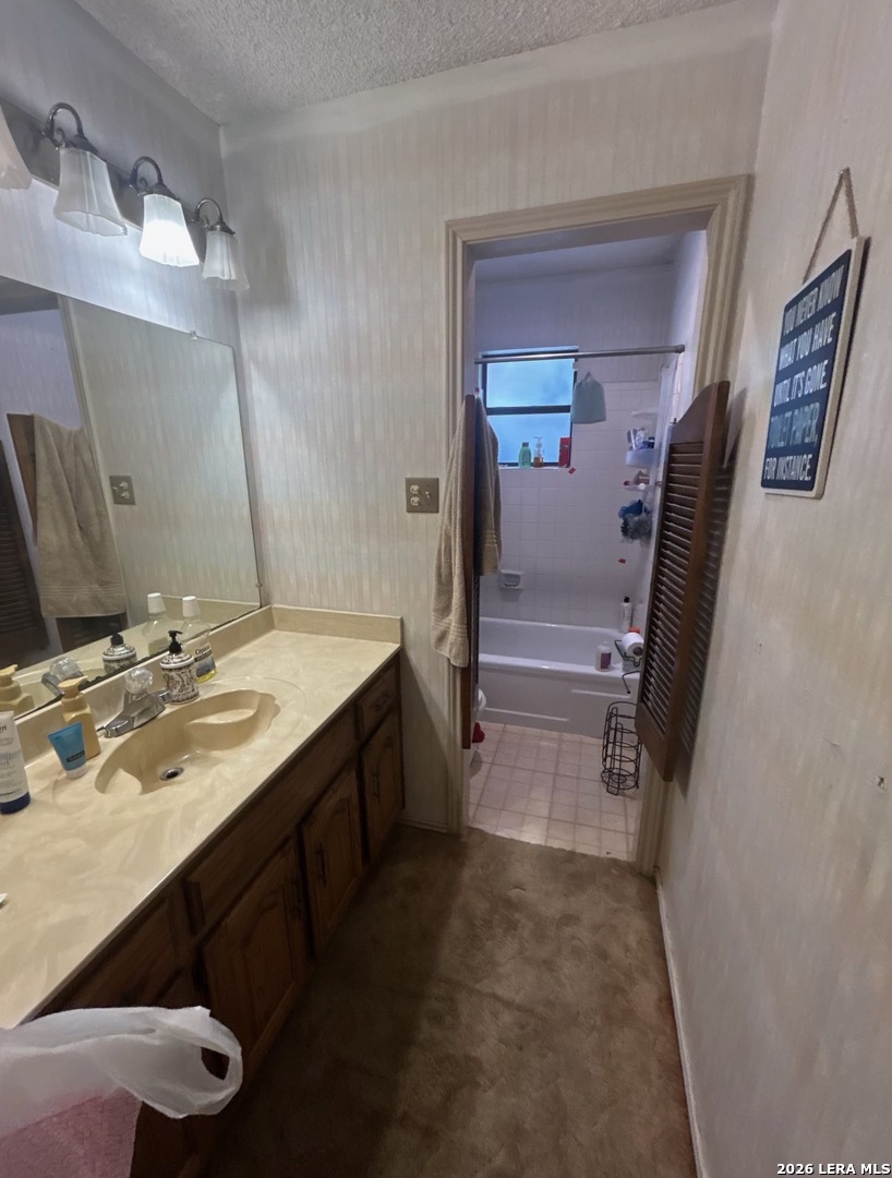 206 High Oak Universal City TX 78148