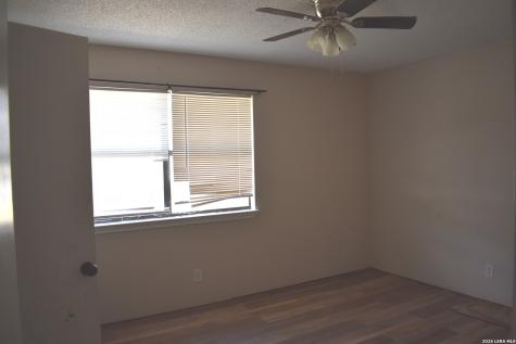 304 Meadow Drive Marion TX 78124