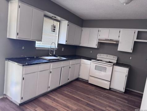 304 Meadow Drive Marion TX 78124