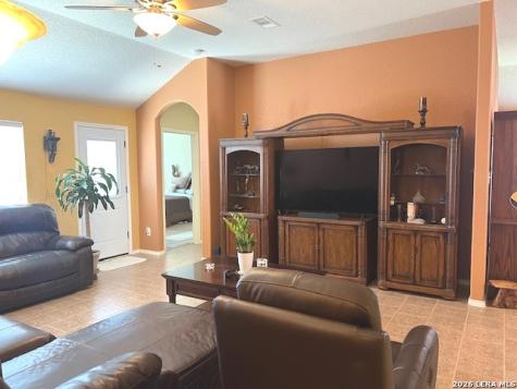 369 Prickly Pear Cibolo TX 78108