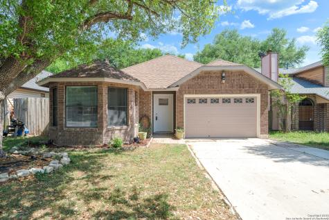626 Meadow Gate Converse TX 78109