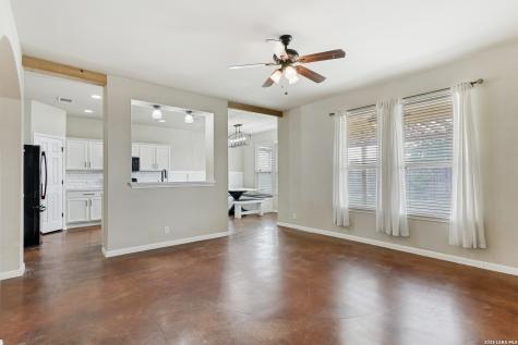 624 Briggs New Braunfels TX 78130