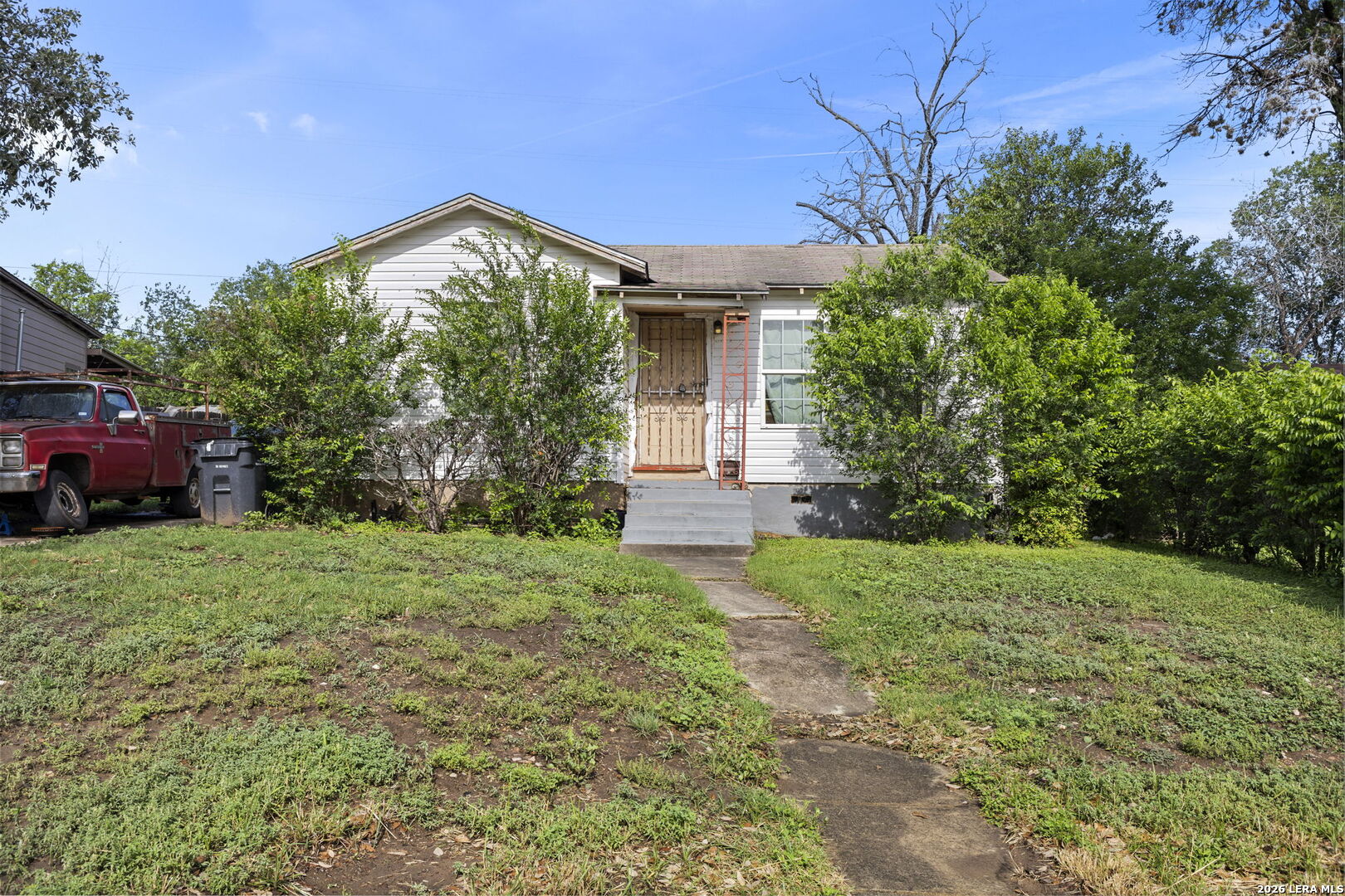 211 Robeson Avenue San Antonio TX 78220
