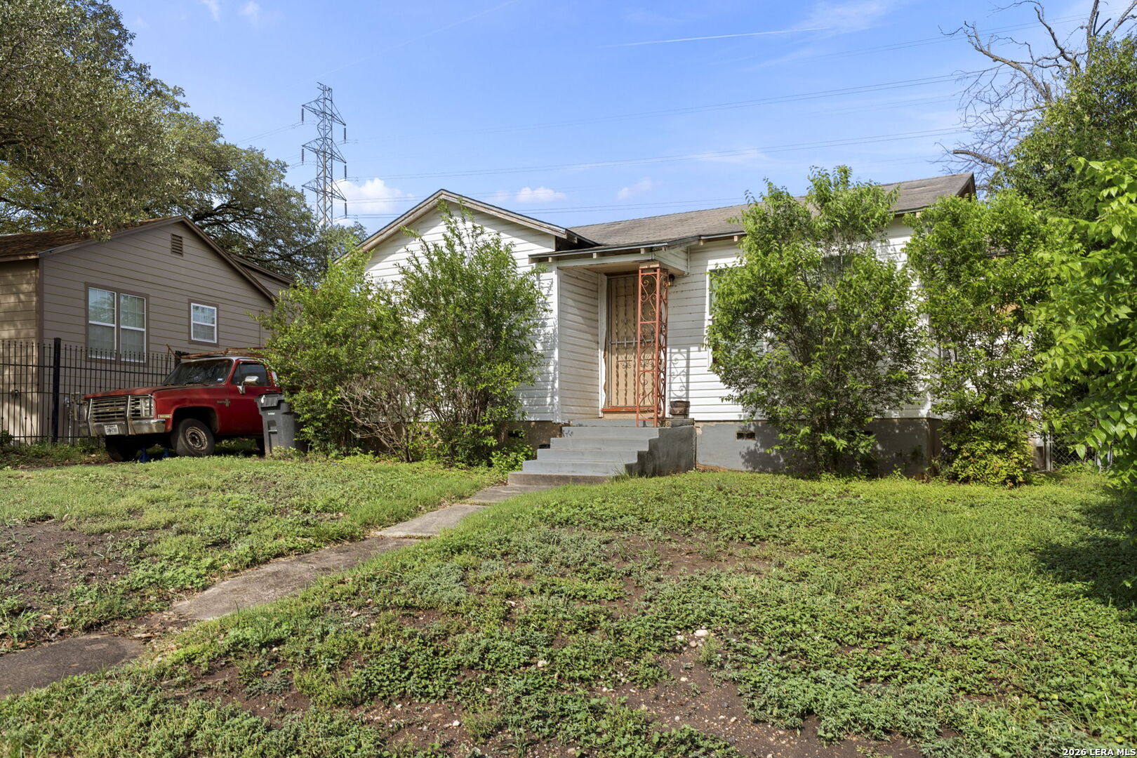 211 Robeson Avenue San Antonio TX 78220